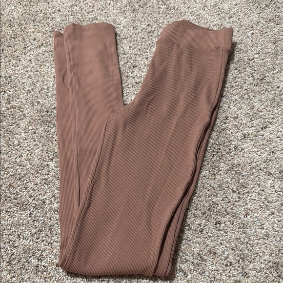 NWOT Naked Wardrobe Women's Ribbed Sculpting  Leggings - Picture 1 of 6